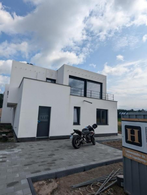 Neubau 2,5-Zimmerwohnung in ruhiger Lage